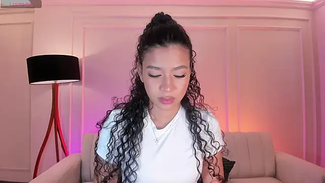 SophieHouston  online show from September 12, 4:12 am