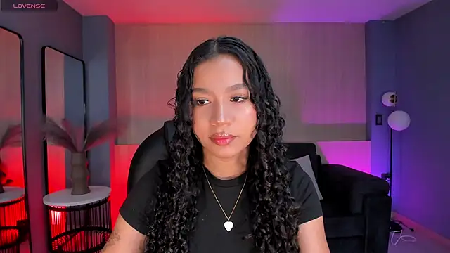 SophieHouston  online show from September 21, 11:06 pm