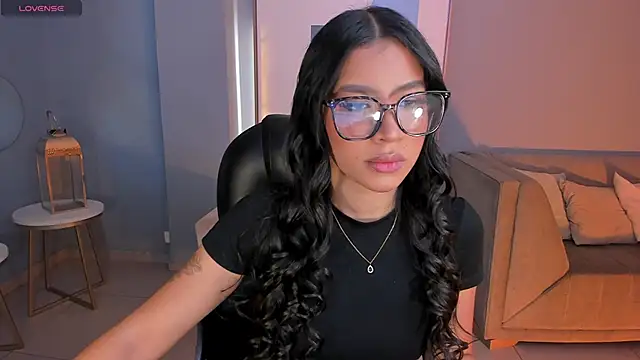 SophieHouston  online show from June 13, 2:31 am