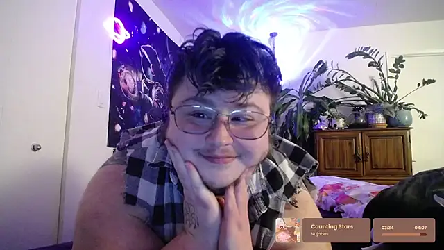 Snapshot of KintsugiCreature chatting on March 29, 6:35 am KintsugiCreature online show from March 29, 6:35 am