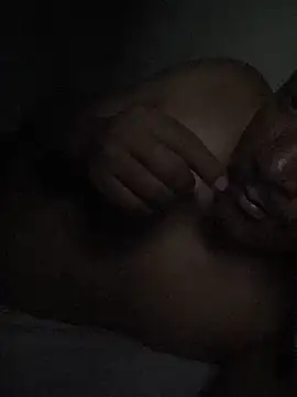Snapshot of PIROCAGG21 chatting on March 22, 9:02 am PIROCAGG21 online show from March 22, 9:02 am