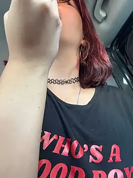 moan4mona online show from July 28, 6:20 pm
