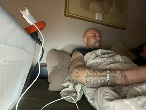 curis4270panda online show from October 9, 2:53 am