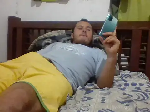 santiii   12 online show from January 17, 1:54 am