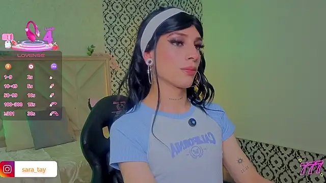 Snapshot of boyfox_tay chatting on July 16, 3:56 am boyfox tay online show from July 16, 3:56 am