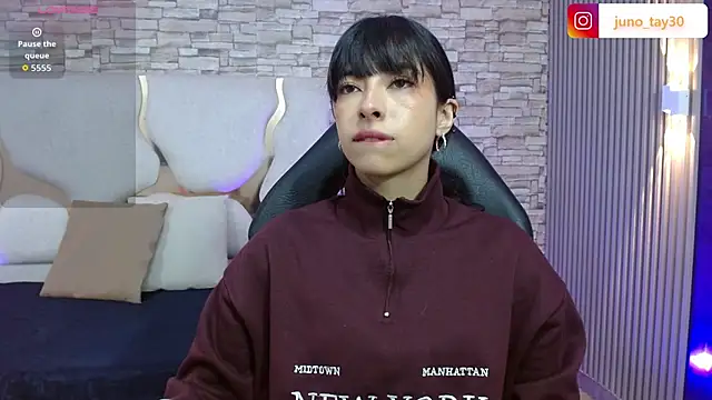 juno tay online show from September 10, 7:03 pm