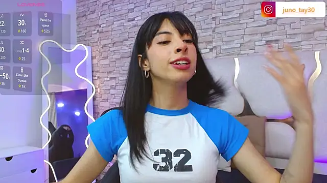 juno tay online show from September 23, 7:17 pm