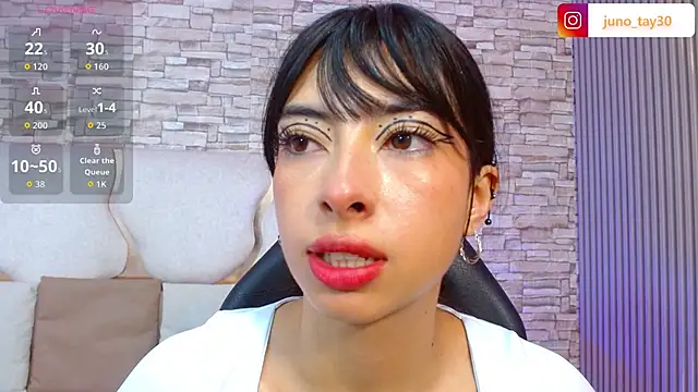 juno tay online show from October 17, 11:46 am