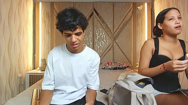 Hotcouple 222 online show from March 22, 7:28 pm