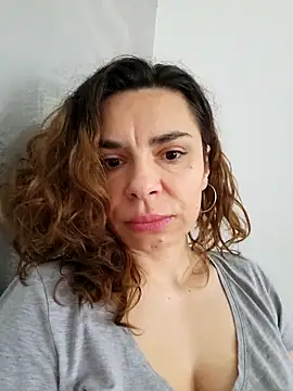 Victoria Vergara online show from March 26, 12:44 pm