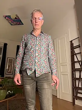 SexyLeon8 online show from November 14, 10:29 pm