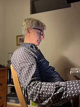 SexyLeon8 online show from February 16, 5:09 pm