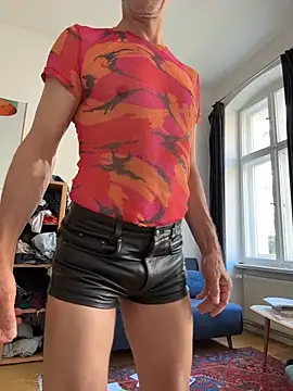 SexyLeon8 online show from June 30, 5:41 am