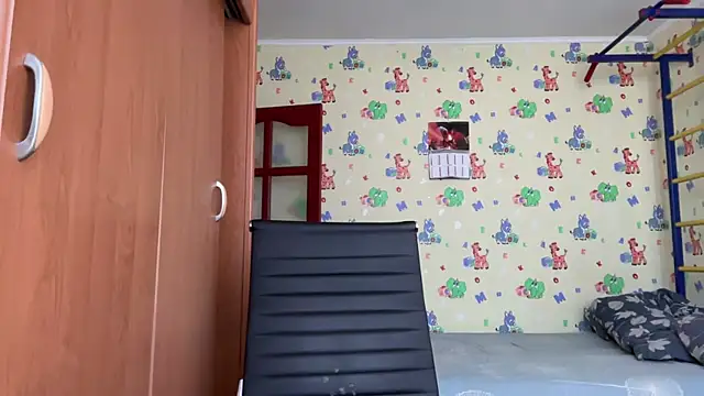 chiraq1945 online show from February 21, 10:16 am