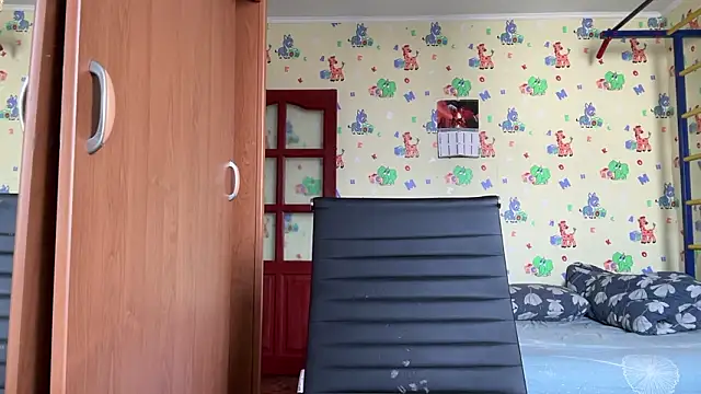 chiraq1945 online show from March 6, 7:16 am