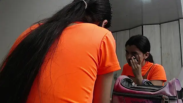 pinky f00x online show from September 25, 11:19 pm