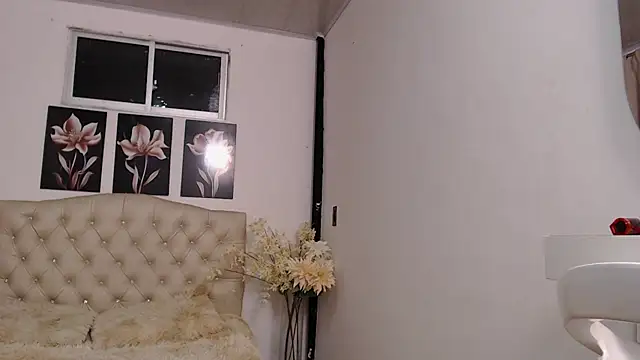 pinky f00x online show from September 27, 12:48 am