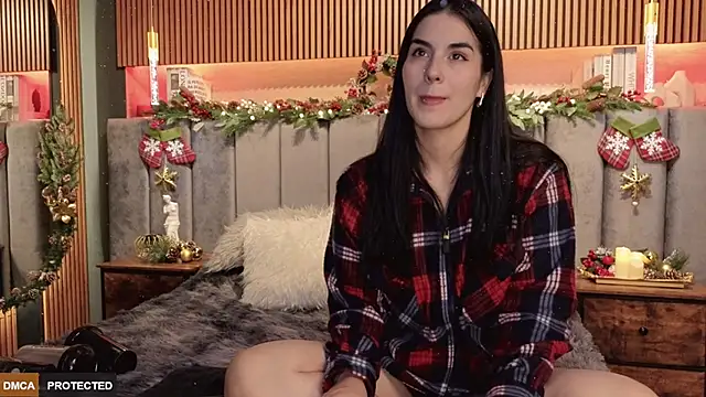 Angelina Dior online show from December 19, 6:15 pm