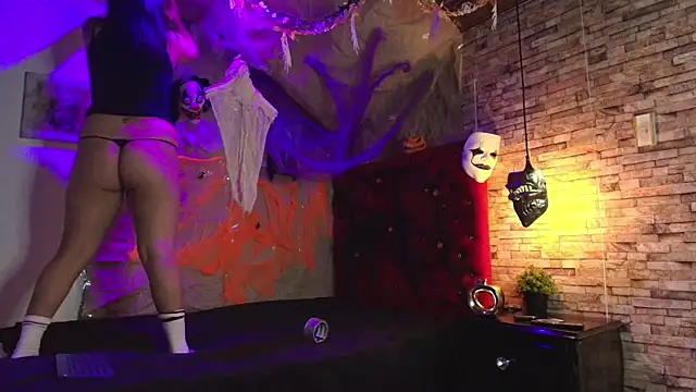 Victoria Thompson1 online show from October 24, 8:49 pm