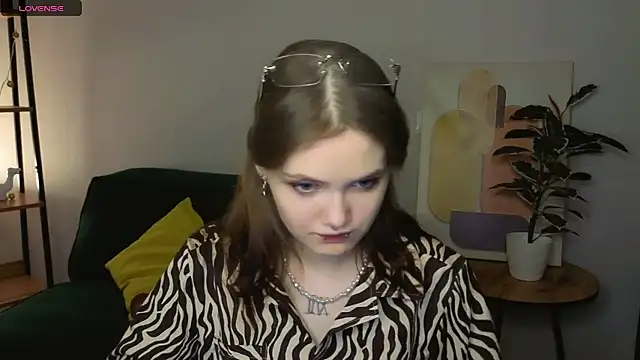 Dilara xBaby online show from February 28, 9:27 pm