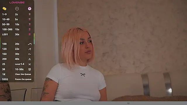 daisyblushh online show from January 19, 3:05 pm