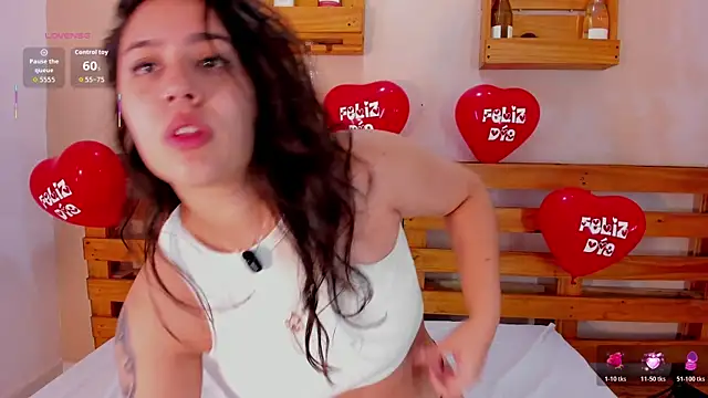 Snapshot of aisha_duque chatting on February 15, 10:58 am aisha duque online show from February 15, 10:58 am