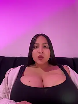 Abby Collings online show from April 26, 6:05 pm