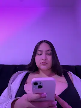 Abby Collings online show from April 27, 4:05 pm