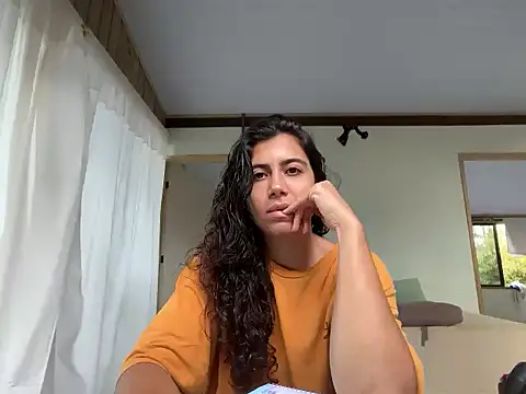 Snapshot of deusaludovica chatting on May 7, 7:08 pm deusaludovica online show from May 7, 7:08 pm