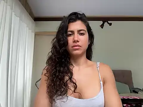 Snapshot of deusaludovica chatting on May 26, 6:04 pm deusaludovica online show from May 26, 6:04 pm