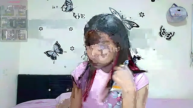 liz7skinny online show from June 4, 10:16 pm