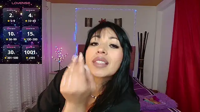 hannagomez 24 online show from December 5, 12:52 am