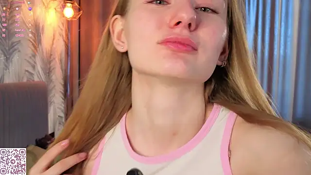 ElvinaRose online show from April 30, 5:36 am