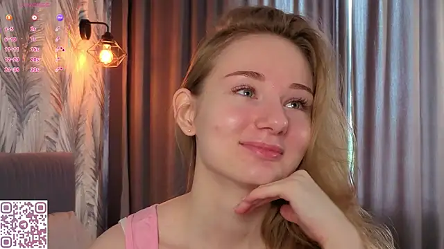 ElvinaRose online show from June 1, 4:25 am