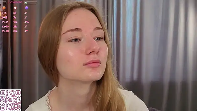 ElvinaRose online show from June 5, 4:52 am