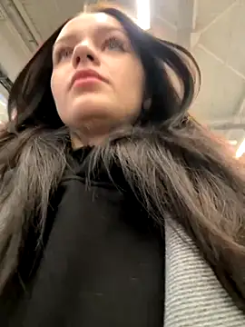 Snapshot of Cum_girlss chatting on September 25, 3:43 am Cum girlss online show from September 25, 3:43 am