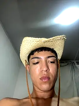 Hotboy00o online show from October 13, 12:32 am