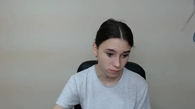 RosaRay  online show from September 16, 6:36 am