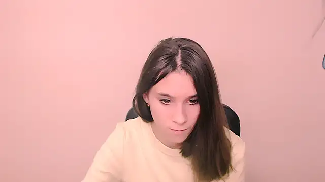 RosaRay  online show from October 18, 6:16 am