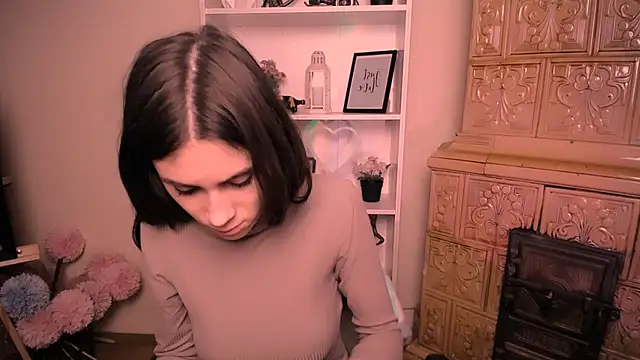 RosaRay  online show from March 5, 7:26 am