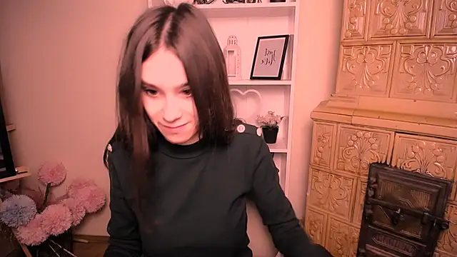 RosaRay  online show from March 13, 7:26 am