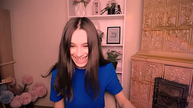 RosaRay  online show from May 9, 6:18 am