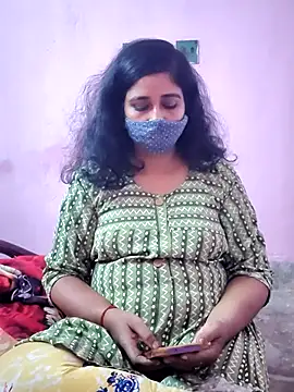 Rupali201 online show from December 17, 4:40 am