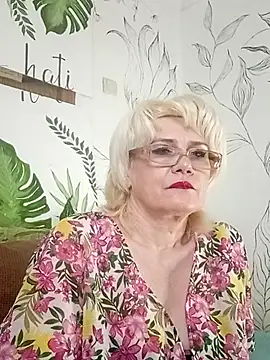 Catty Lady online show from June 15, 7:38 pm