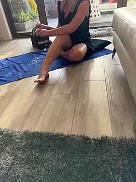 Snapshot of Reacher110565 chatting on September 27, 7:13 am Reacher110565 online show from September 27, 7:13 am