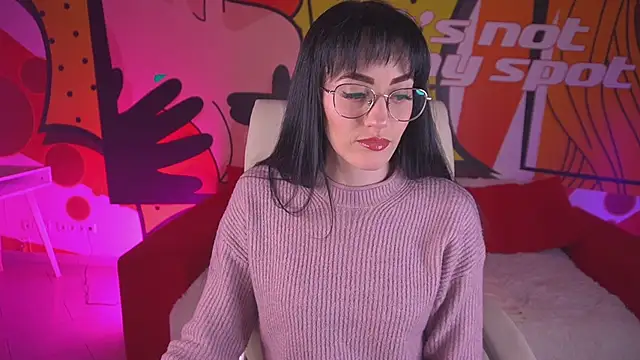 Snapshot of EviLune chatting on March 4, 8:59 pm EviLune online show from March 4, 8:59 pm