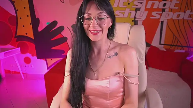 Snapshot of EviLune chatting on March 28, 9:14 pm EviLune online show from March 28, 9:14 pm