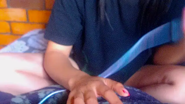 Snapshot of sabrina_v_ chatting on September 18, 2:08 pm sabrina v online show from September 18, 2:08 pm