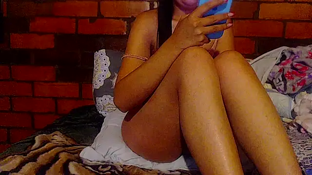 Snapshot of sabrina_v_ chatting on September 20, 4:57 am sabrina v online show from September 20, 4:57 am