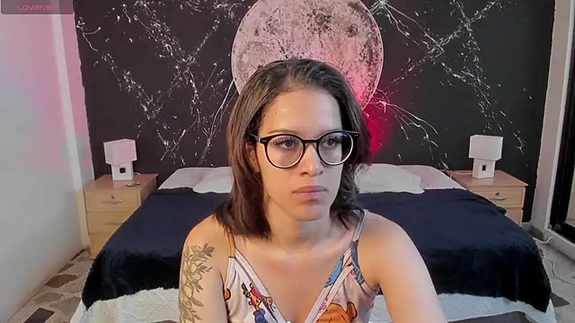 ZoeWestt online show from September 15, 12:27 pm